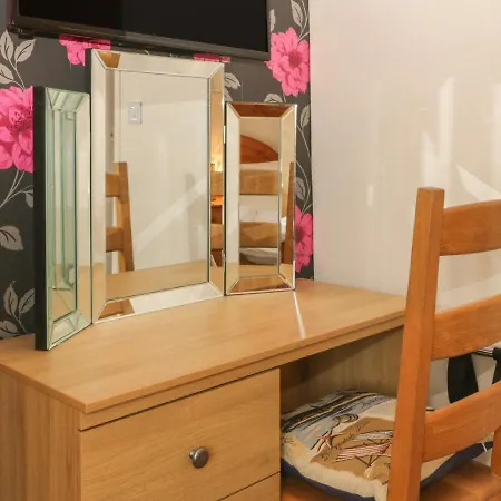 Helredale Retreat * 惠特比